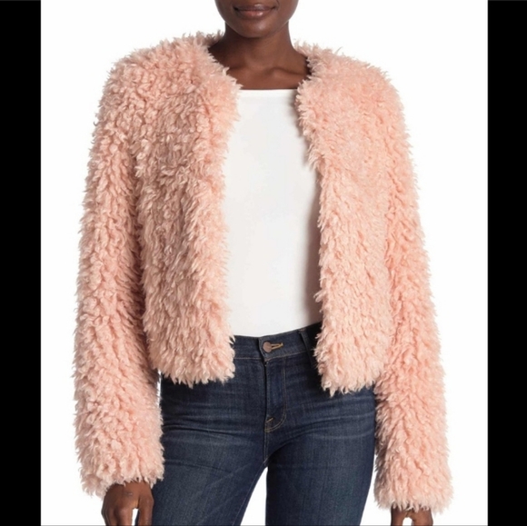 UGG LORRENA FAUX FUR JACKET NWT Large, creamy pink - Picture 1 of 8